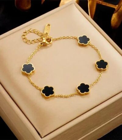 Clover Design Bracelet